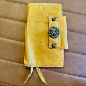 NEVER USED -KAHLILA Johnson - large leather wallet